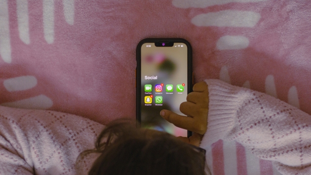 Jugendschutz wird zum Reputationsfaktor für Marken - Quele: Sanket Mishra/Unsplash